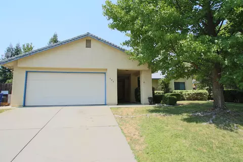 546 Armando, Redding, CA 96003 photo 2
