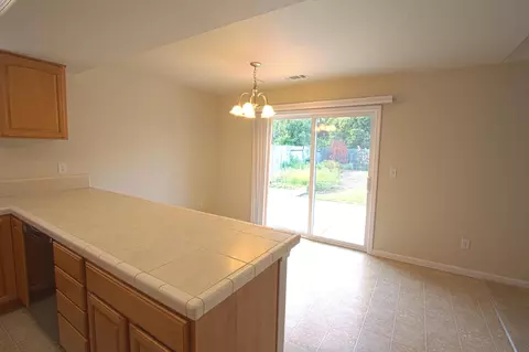 1084 Monterra Ln, Redding, CA 96002 photo 13