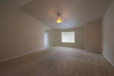 1084 Monterra Ln, Redding, CA 96002 photo 9