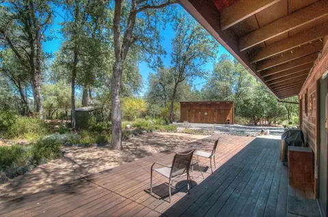 16388 Trail Dr, Redding, CA 96001 photo 12