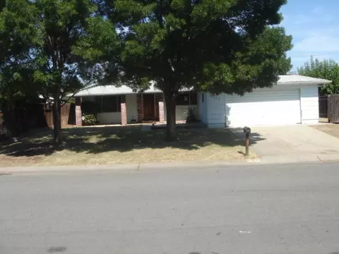 6727 Southgate Dr, Redding, CA 96001 photo 3
