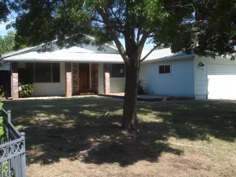 6727 Southgate Dr, Redding, CA 96001 photo 1