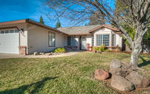 3395 Forest Homes Dr, Redding, CA 96002 photo 3