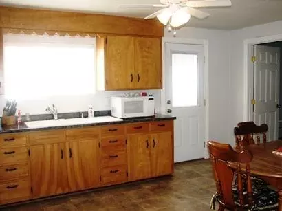 37295 Bainbridge, Burney, CA 96013 photo 2