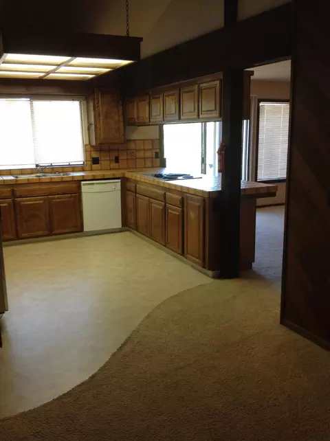 466 Woodcliff Dr, Redding, CA 96002 photo 24