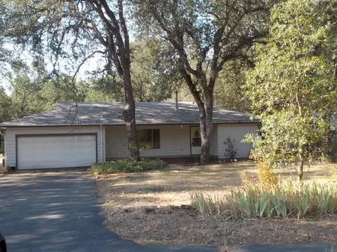 365 Branstetter Ln, Redding, CA 96001 photo 1