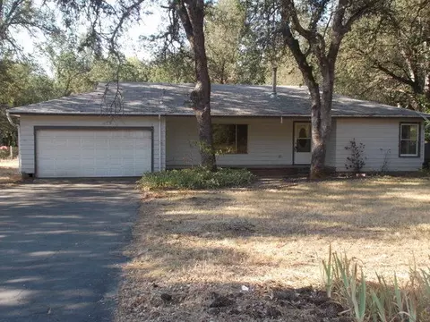 365 Branstetter Ln, Redding, CA 96001 photo 2
