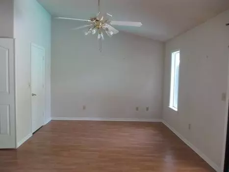 1720 Edgewood Dr, Redding, CA 96003 photo 16