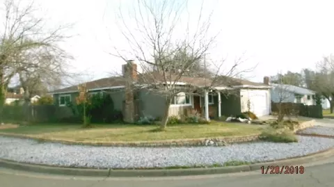 1228 Riviera Dr, Redding, CA 96001 photo 1