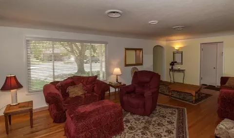 1655 Garden Ave, Redding, CA 96001 photo 2