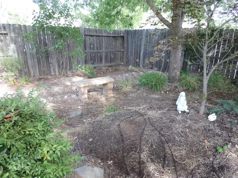 1717 Record Ln, Redding, CA 96001 photo 12