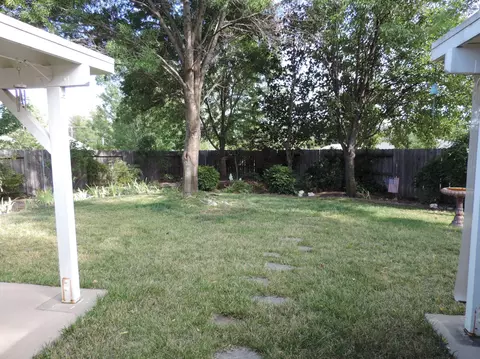 1717 Record Ln, Redding, CA 96001 photo 16