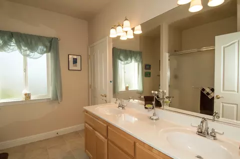 13031 Spring Lake St, Redding, CA 96003 photo 20