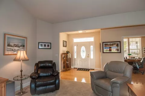 13031 Spring Lake St, Redding, CA 96003 photo 3