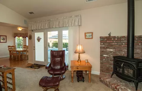 13031 Spring Lake St, Redding, CA 96003 photo 7