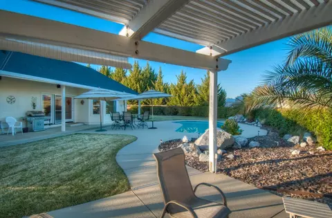 13031 Spring Lake St, Redding, CA 96003 photo 29
