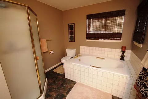 2265 Cumberland Dr, Redding, CA 96001 photo 13