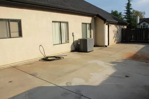 2265 Cumberland Dr, Redding, CA 96001 photo 17