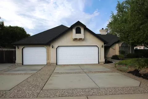 2265 Cumberland Dr, Redding, CA 96001 photo 2