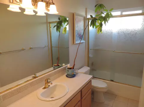 2038 Oshea Way, Redding, CA 96003 photo 9