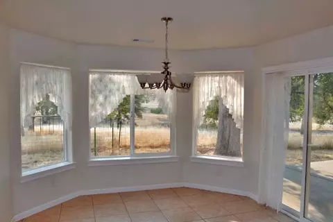 10994 Oak Run Dr, Oak Run, CA 96069 photo 2