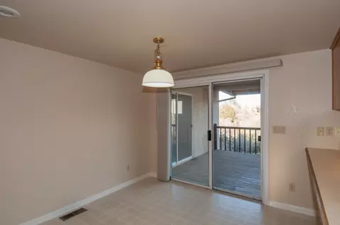 3728 Siskiyou St, Redding, CA 96001 photo 7