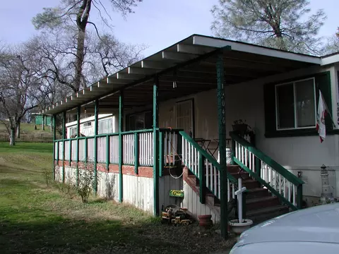 12046 Daut Rd, Redding, CA 96003 photo 2