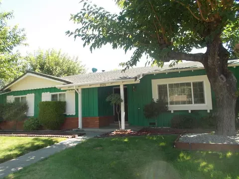 2105 Sycamore Dr, Redding, CA 96001 photo 6