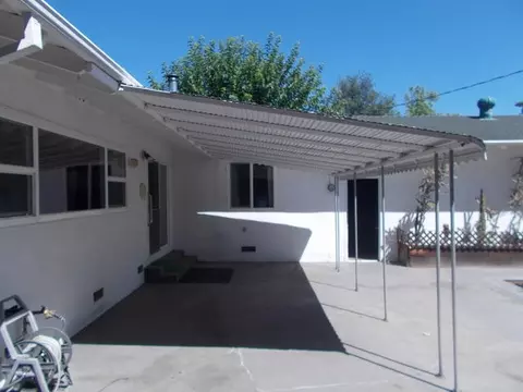 2105 Sycamore Dr, Redding, CA 96001 photo 27