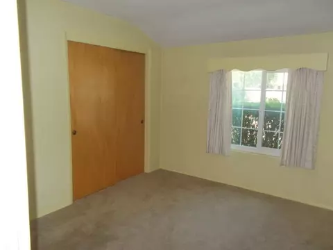 2105 Sycamore Dr, Redding, CA 96001 photo 14