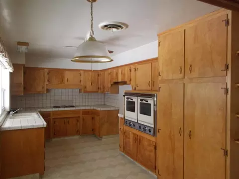 2105 Sycamore Dr, Redding, CA 96001 photo 10