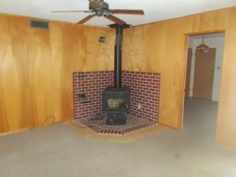 2105 Sycamore Dr, Redding, CA 96001 photo 13