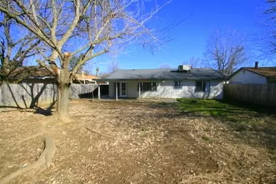 7056 Hemlock St, Redding, CA 96001 photo 11