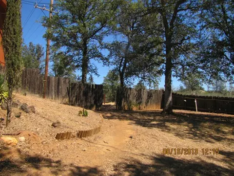 4852 Aloe Vera Dr, Redding, CA 96001 photo 10