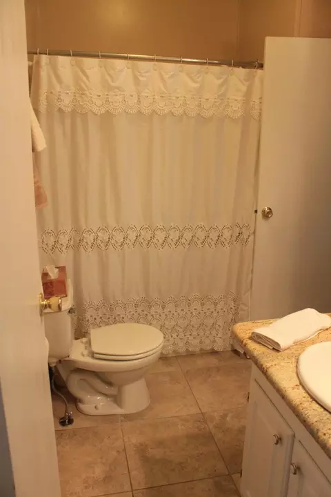 882 Butternut Trl, Redding, CA 96003 photo 13