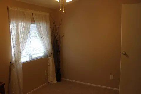 882 Butternut Trl, Redding, CA 96003 photo 8