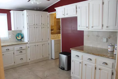 882 Butternut Trl, Redding, CA 96003 photo 16
