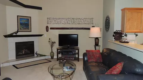 745 Doral Trl, Redding, CA 96003 photo 3