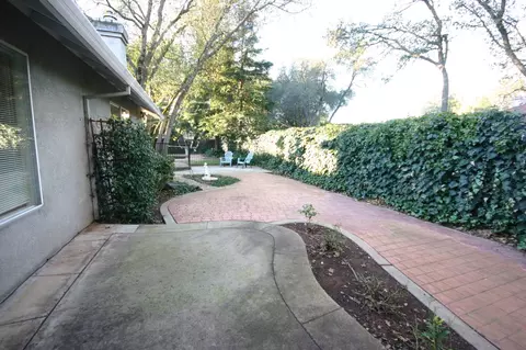 4018 Brittany Dr, Redding, CA 96002 photo 19