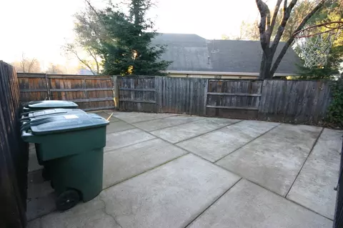 4018 Brittany Dr, Redding, CA 96002 photo 5