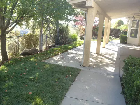 2341 Tradition Way, Redding, CA 96001 photo 18