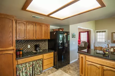4582 Alta Camino, Redding, CA 96002 photo 9