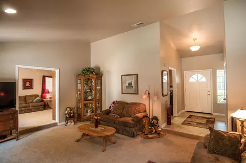 4582 Alta Camino, Redding, CA 96002 photo 5