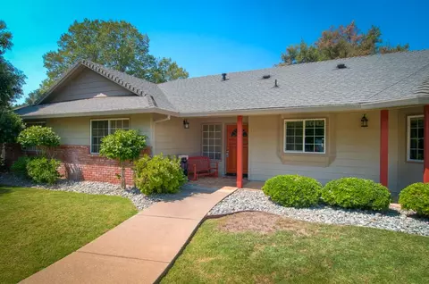 4582 Alta Camino, Redding, CA 96002 photo 1