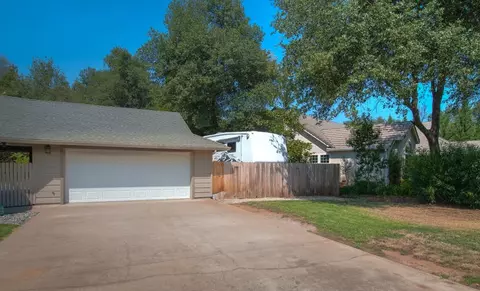 4582 Alta Camino, Redding, CA 96002 photo 3