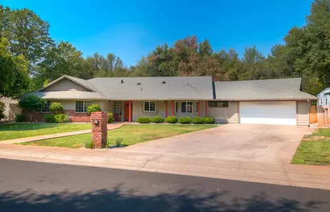 4582 Alta Camino, Redding, CA 96002 photo 2