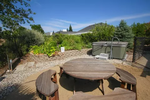 148 Ironwood Ln, Redding, CA 96003 photo 16