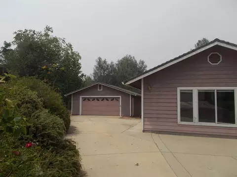2284 Wicklow, Redding, CA 96001 photo 2