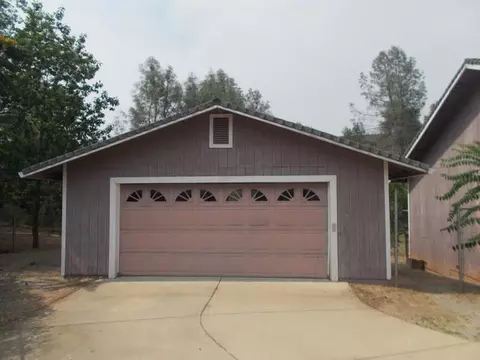 2284 Wicklow, Redding, CA 96001 photo 5