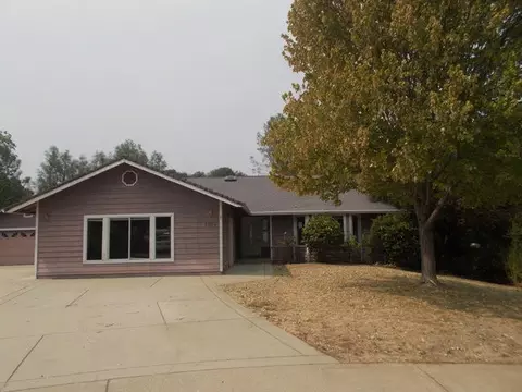 2284 Wicklow, Redding, CA 96001 photo 3